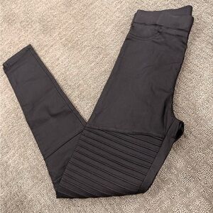 S Ooberswabk Moto Leggings